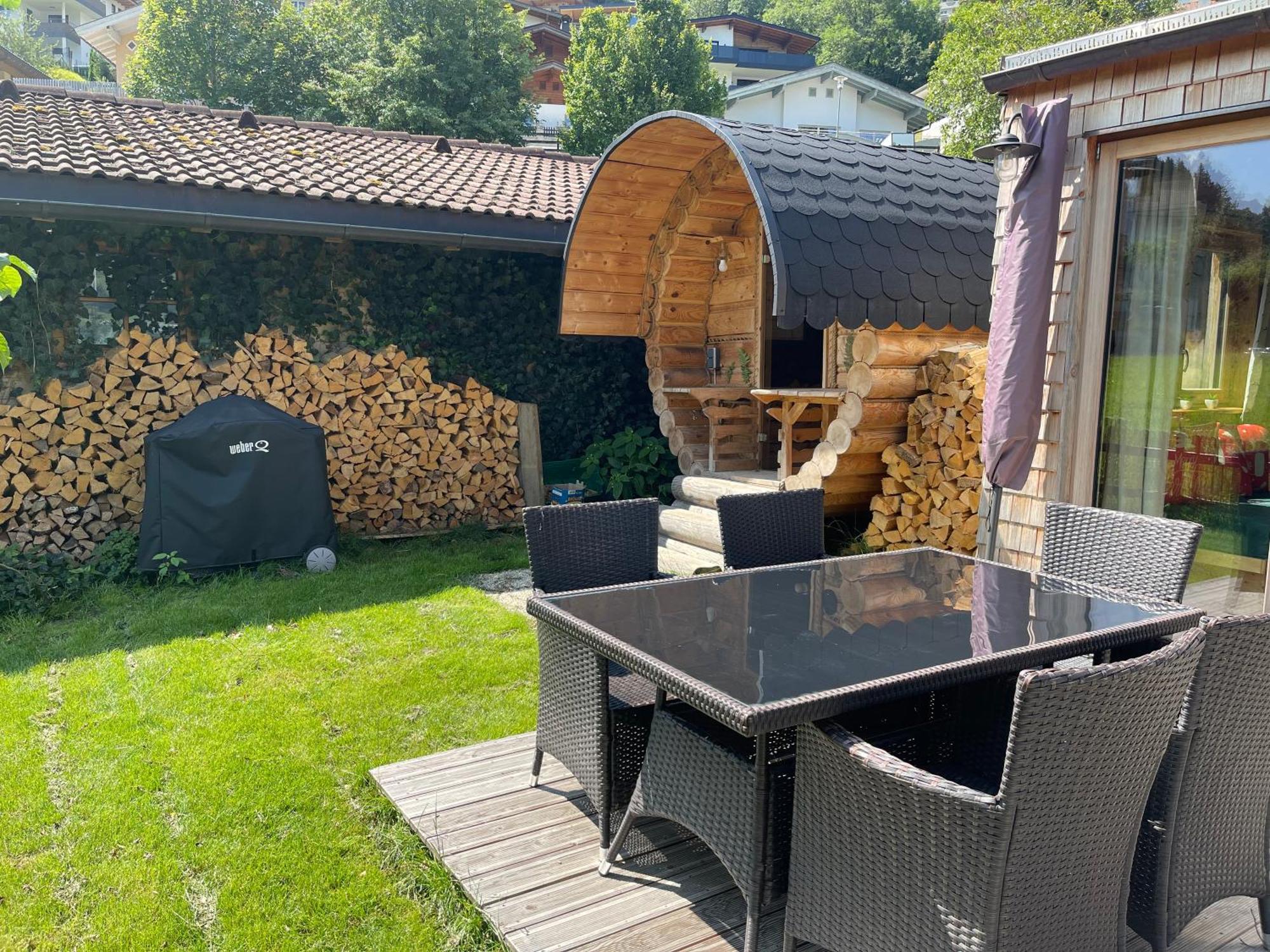 Chaleny - Das Erste Tiny House Chalet Im Zillertal Hainzenberg Buitenkant foto
